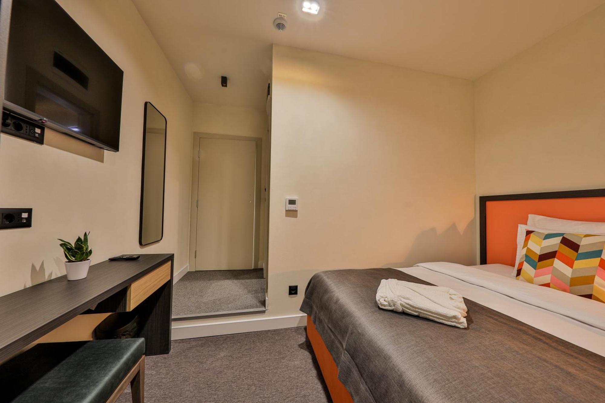 Hotel Botanica Belgrade Bilik gambar