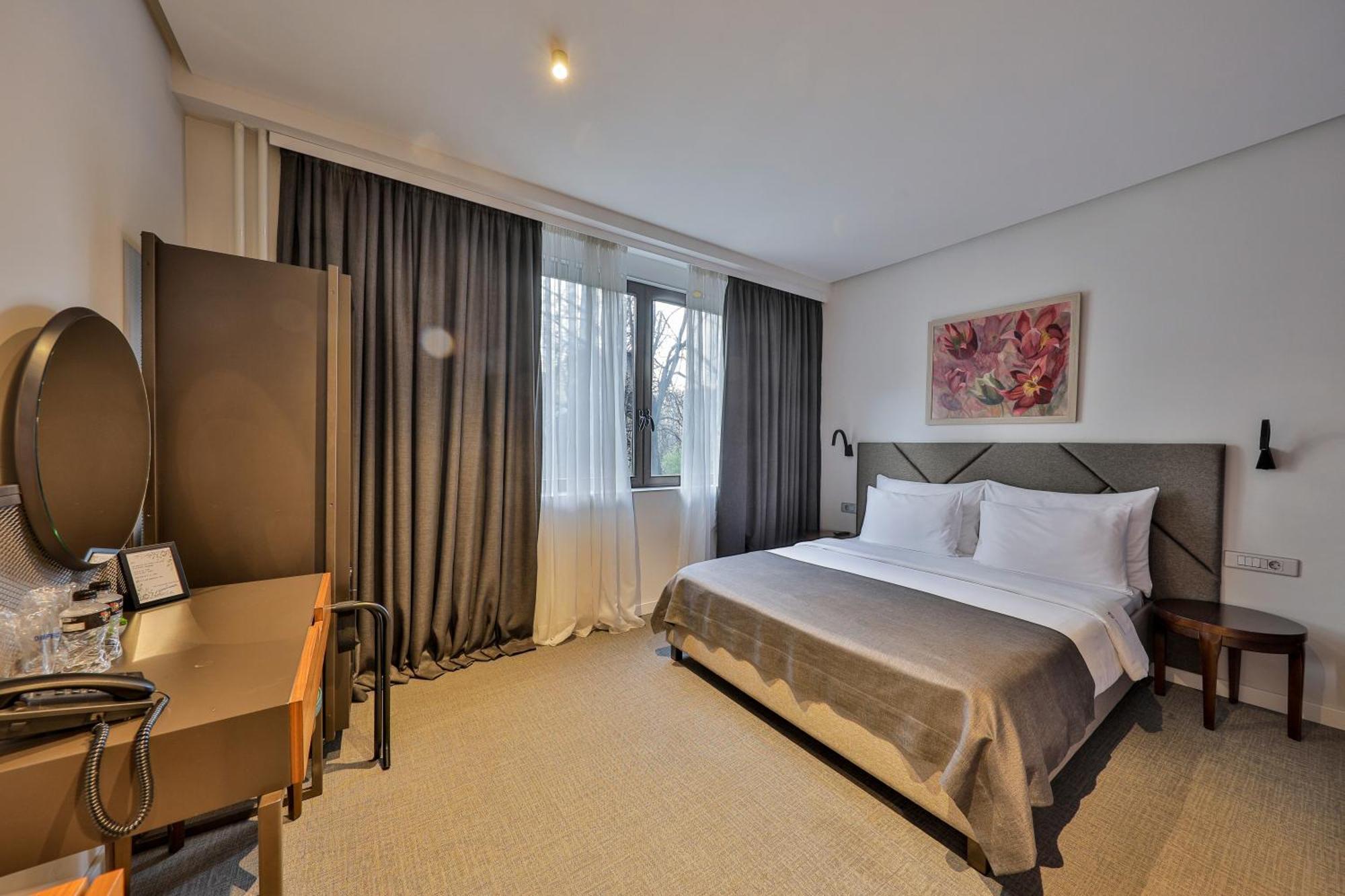 Hotel Botanica Belgrade Luaran gambar